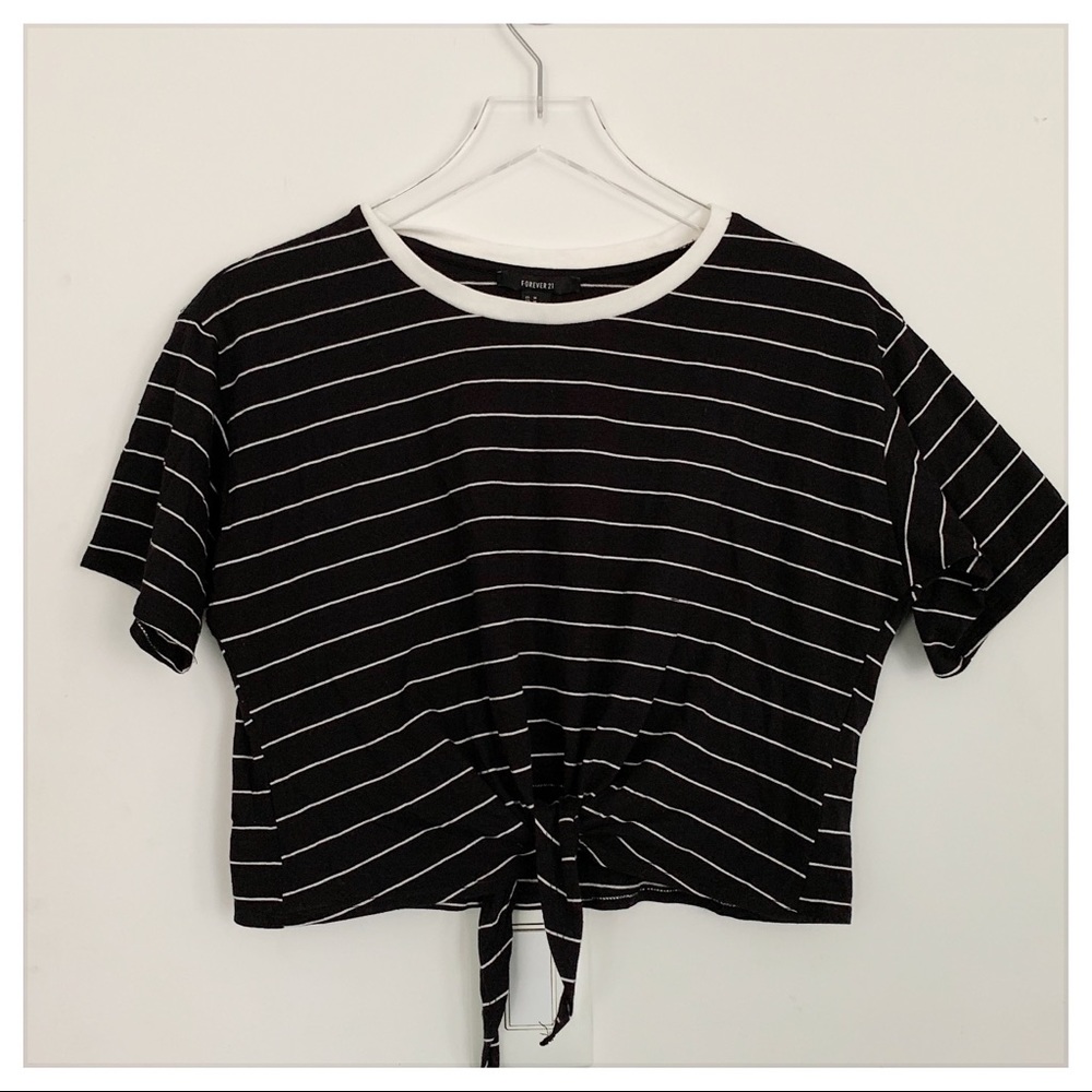 Cropped Striped Forever 21 T-shirt